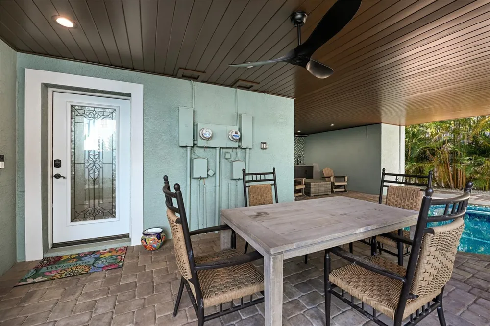 109 6TH STREET #A Bradenton Beach, FL 34217