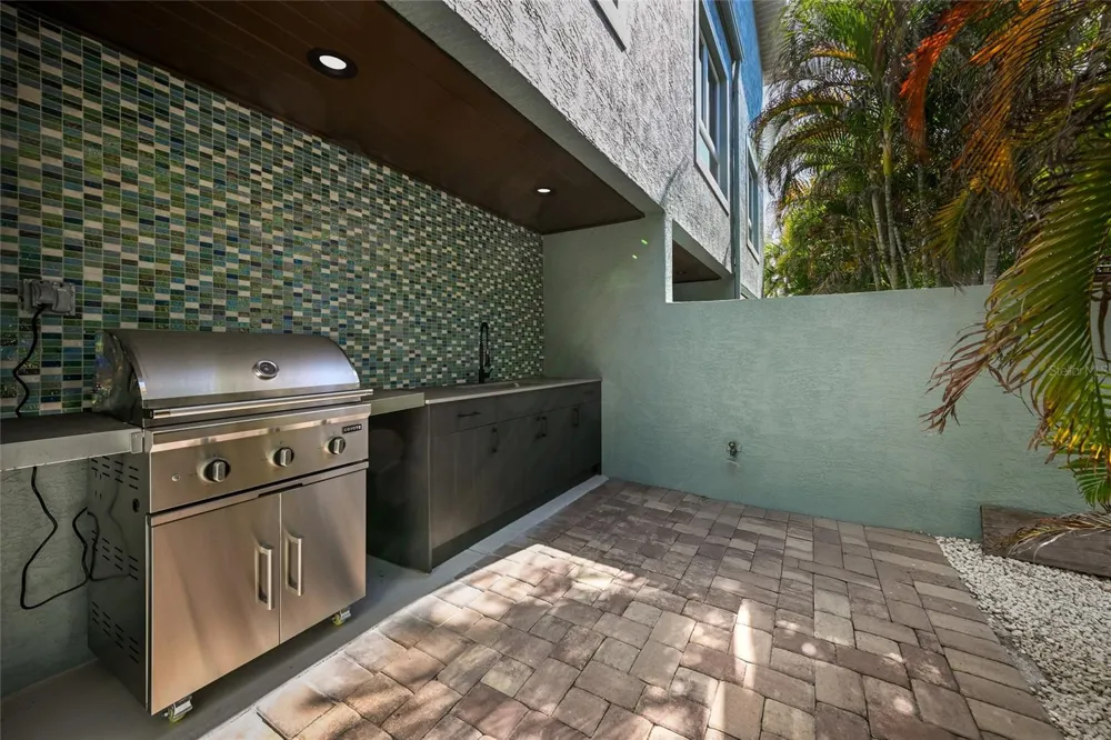 109 6TH STREET #A Bradenton Beach, FL 34217