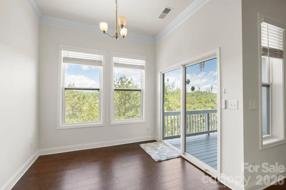 34 Rose Creek Road Leicester, NC 28748