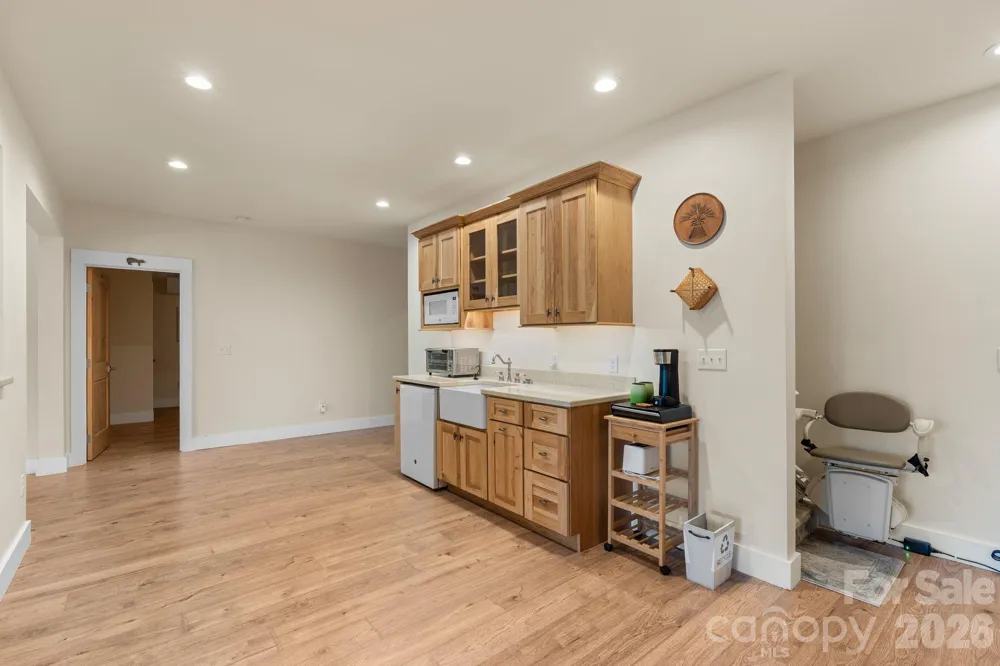 34 Rose Creek Road Leicester, NC 28748