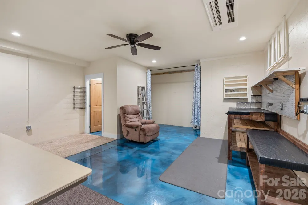 34 Rose Creek Road Leicester, NC 28748