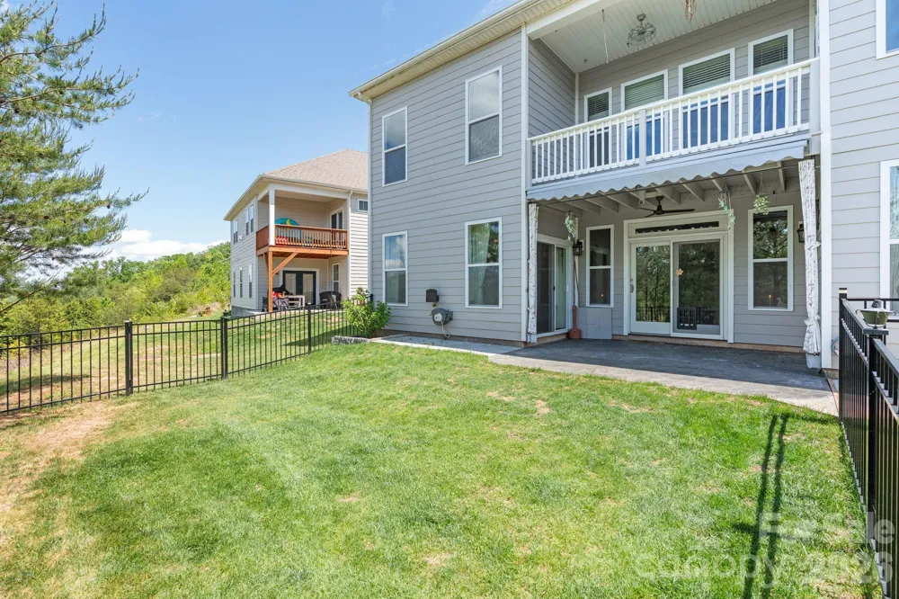 34 Rose Creek Road Leicester, NC 28748