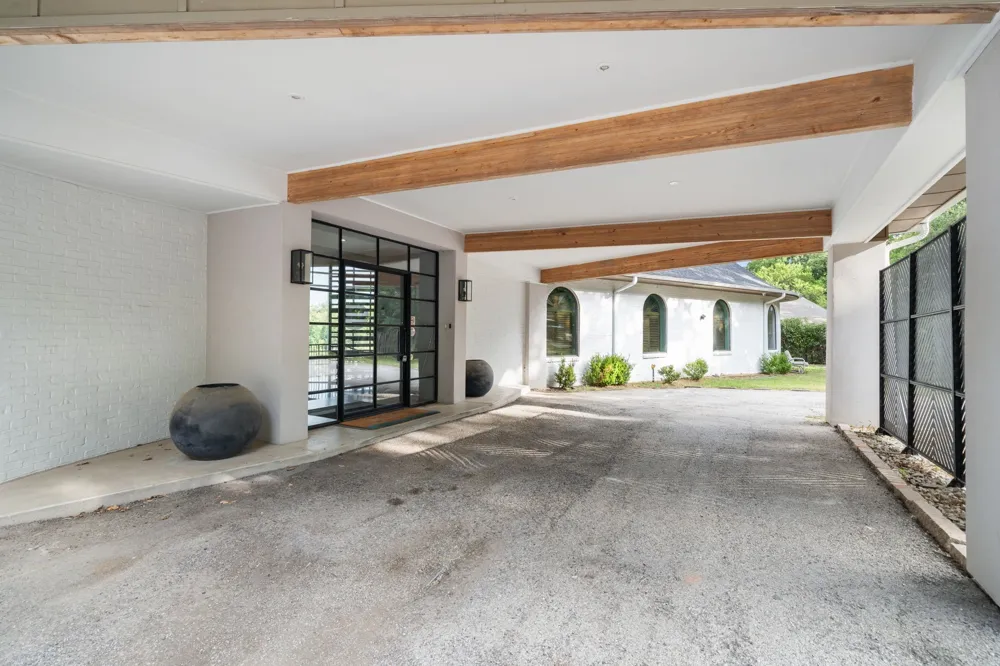 8542 Meadowbrook Drive Fort Worth, TX 76120
