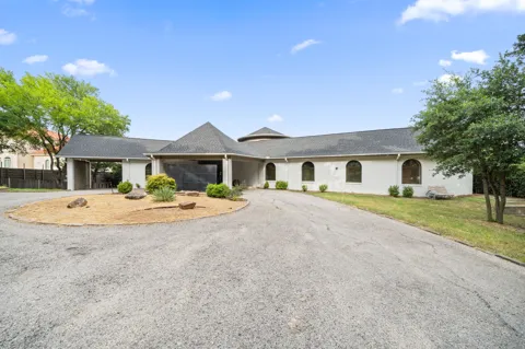 8542 Meadowbrook Drive