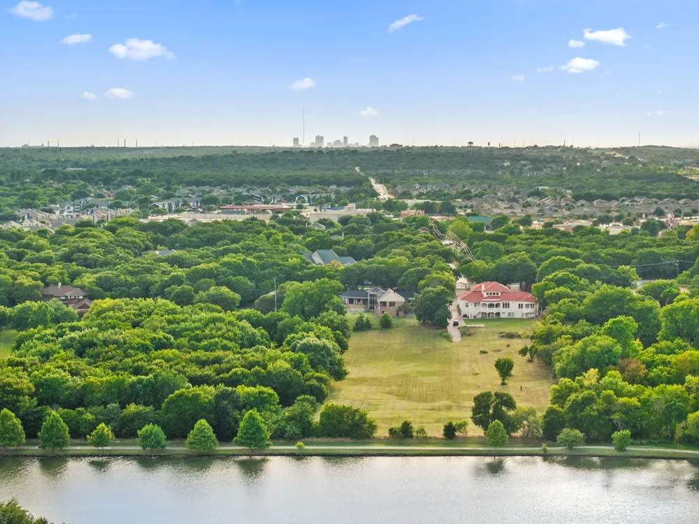 8542 Meadowbrook Drive Fort Worth, TX 76120