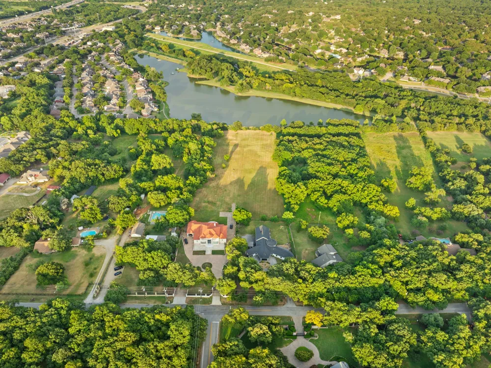 8542 Meadowbrook Drive Fort Worth, TX 76120