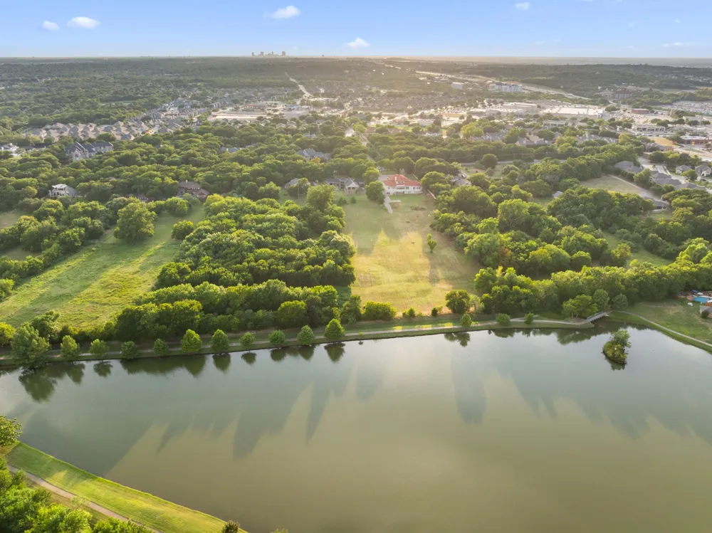 8542 Meadowbrook Drive Fort Worth, TX 76120