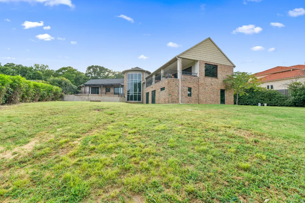 8542 Meadowbrook Drive Fort Worth, TX 76120