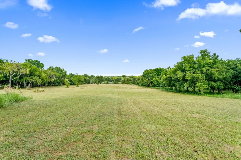 8542 Meadowbrook Drive Fort Worth, TX 76120