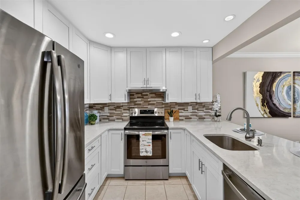731 83RD AVENUE #105 St Petersburg, FL 33702