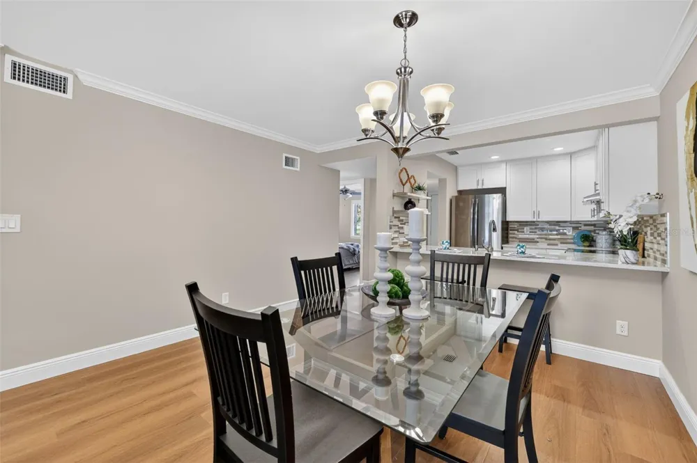 731 83RD AVENUE #105 St Petersburg, FL 33702