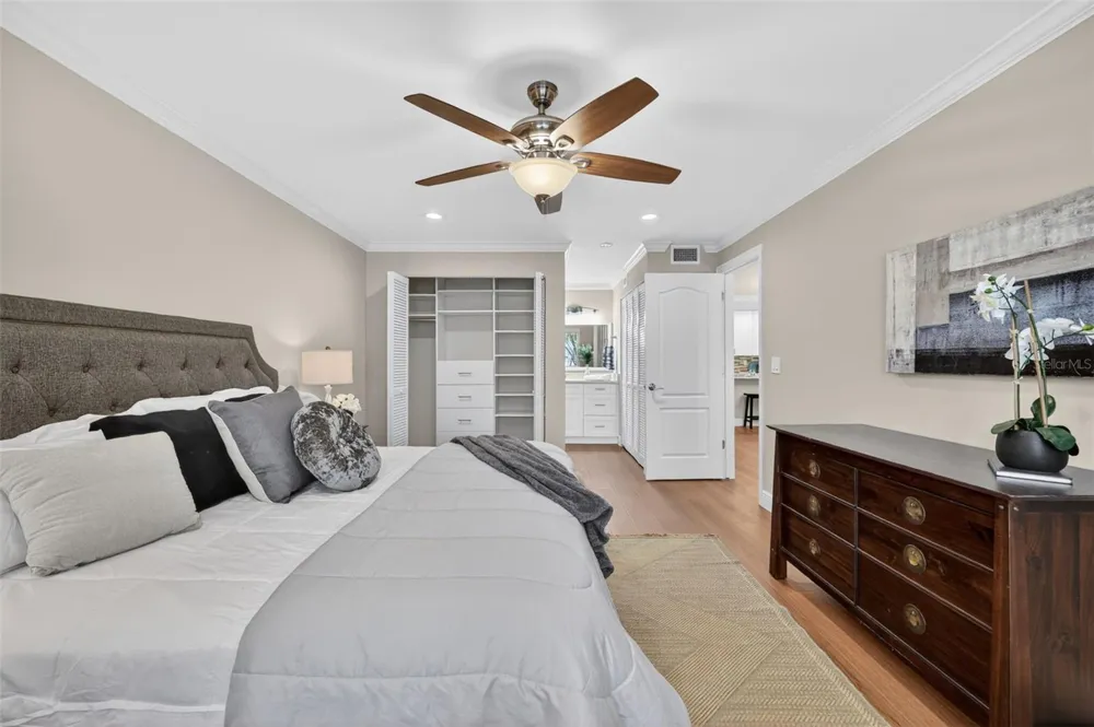 731 83RD AVENUE #105 St Petersburg, FL 33702