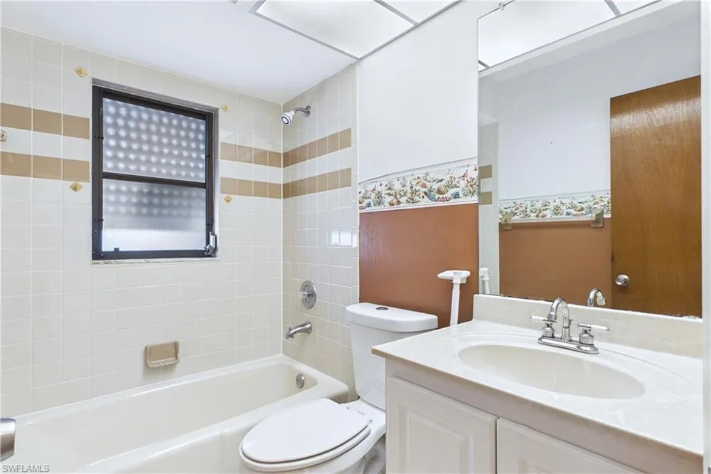 12068 Matlacha Boulevard Matlacha Isles, FL 33991
