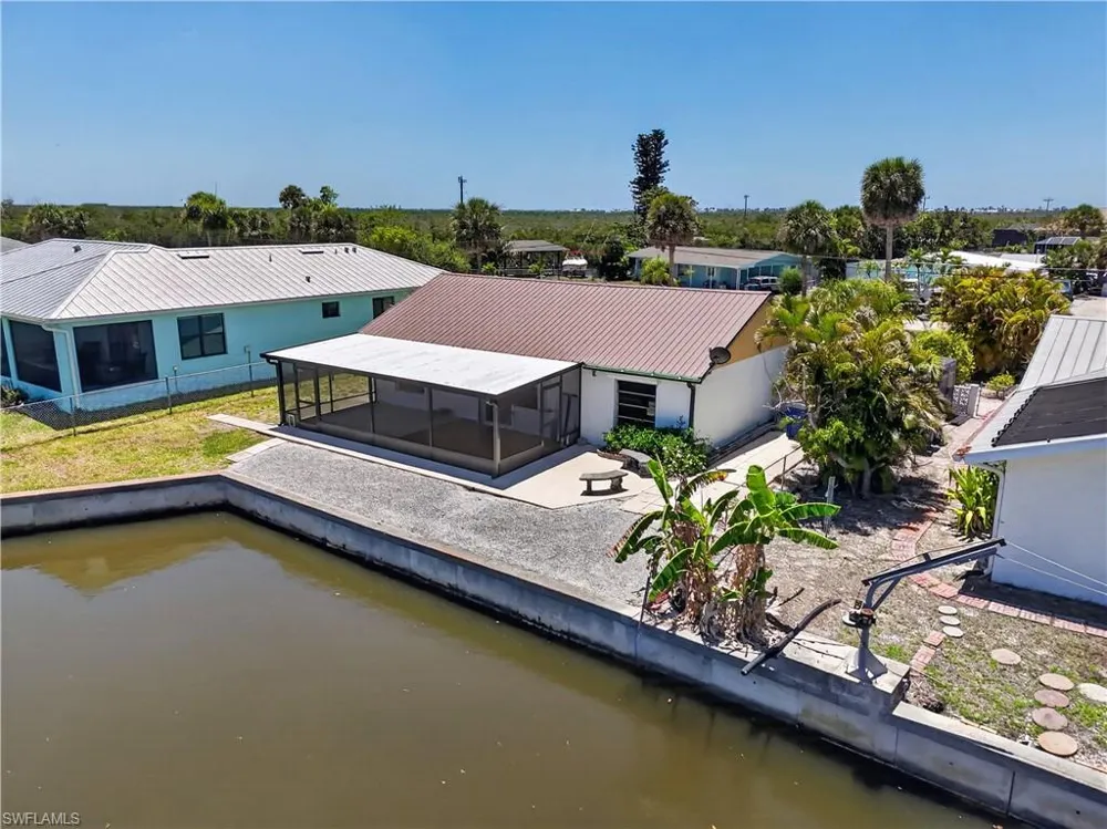 12068 Matlacha Boulevard Matlacha Isles, FL 33991