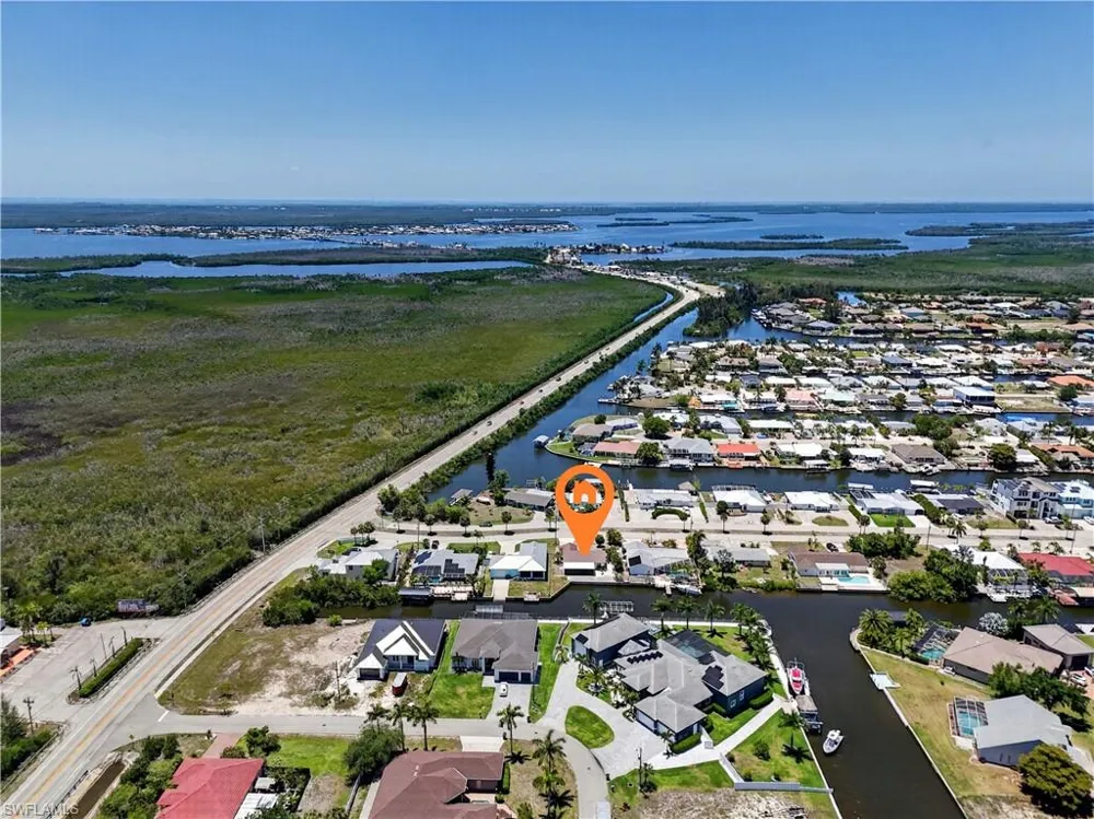 12068 Matlacha Boulevard Matlacha Isles, FL 33991