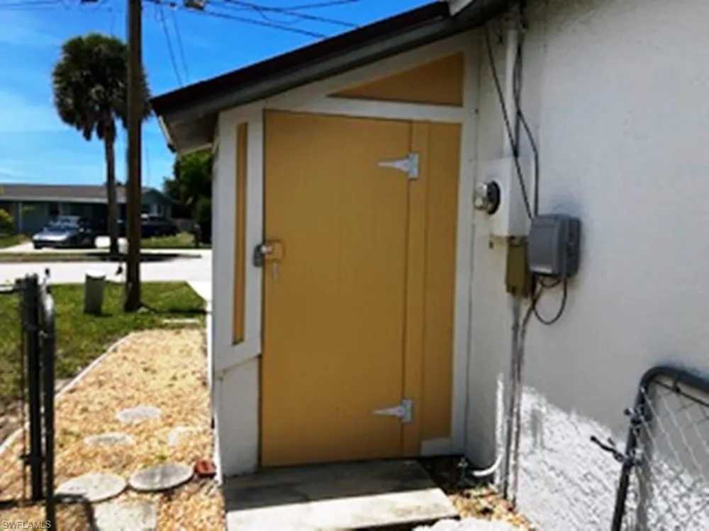 12068 Matlacha Boulevard Matlacha Isles, FL 33991
