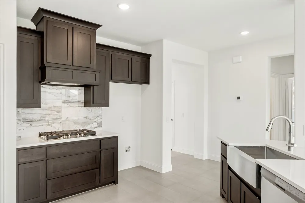 1112 Tanger Lane Crowley, TX 76036