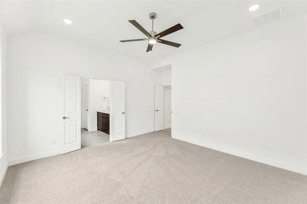 1112 Tanger Lane Crowley, TX 76036