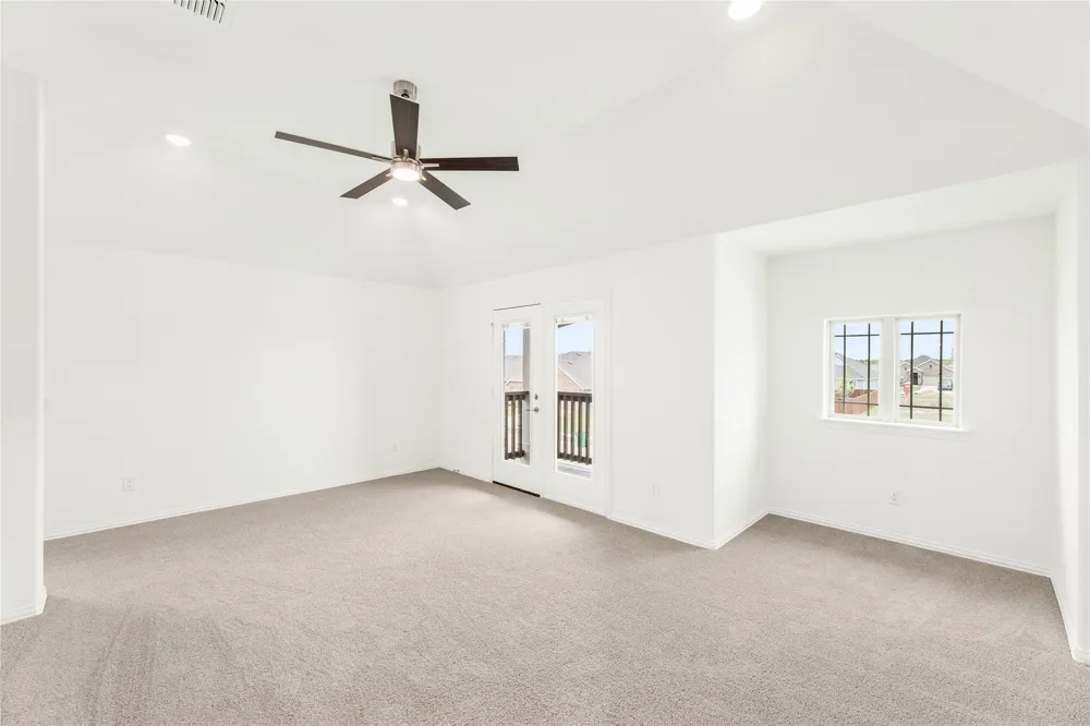 1112 Tanger Lane Crowley, TX 76036