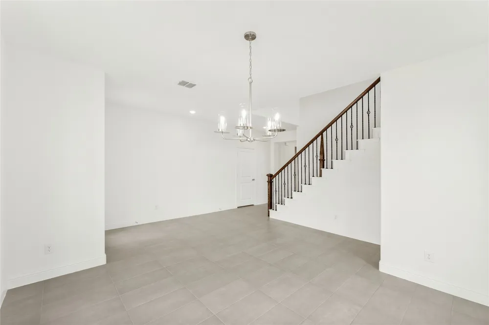 1112 Tanger Lane Crowley, TX 76036