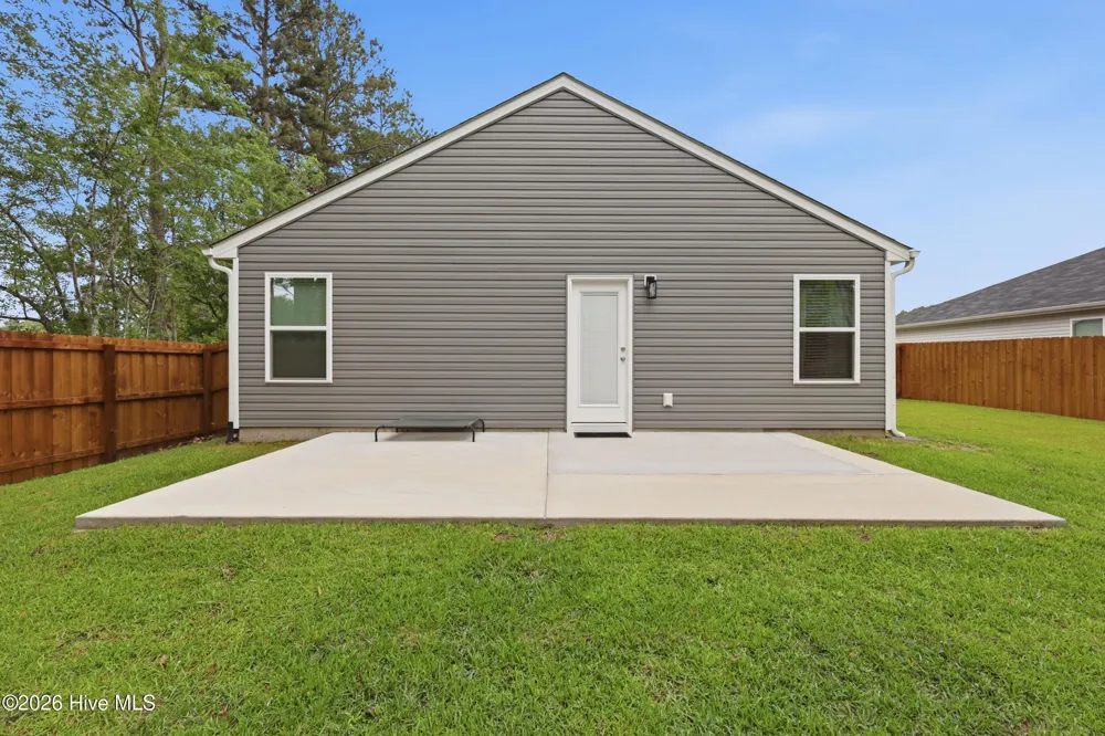 5256 Soybean Drive NE Winnabow, NC 28479