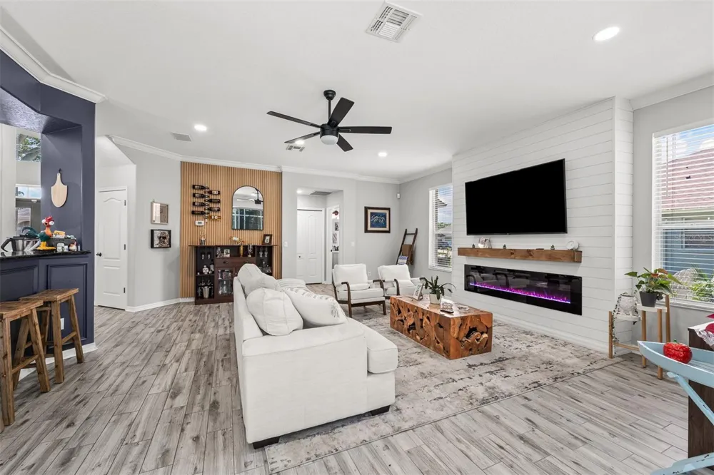 816 LANCER CIRCLE Ocoee, FL 34761