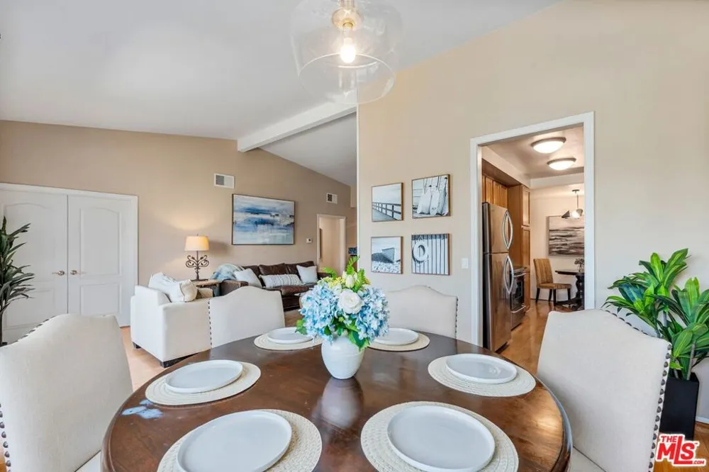 306 Bora Bora Way #305 Marina del Rey, CA 90292