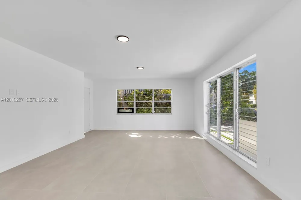 1130 102nd St #1 Bay Harbor Islands, FL 33154