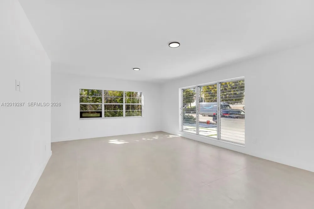 1130 102nd St #1 Bay Harbor Islands, FL 33154
