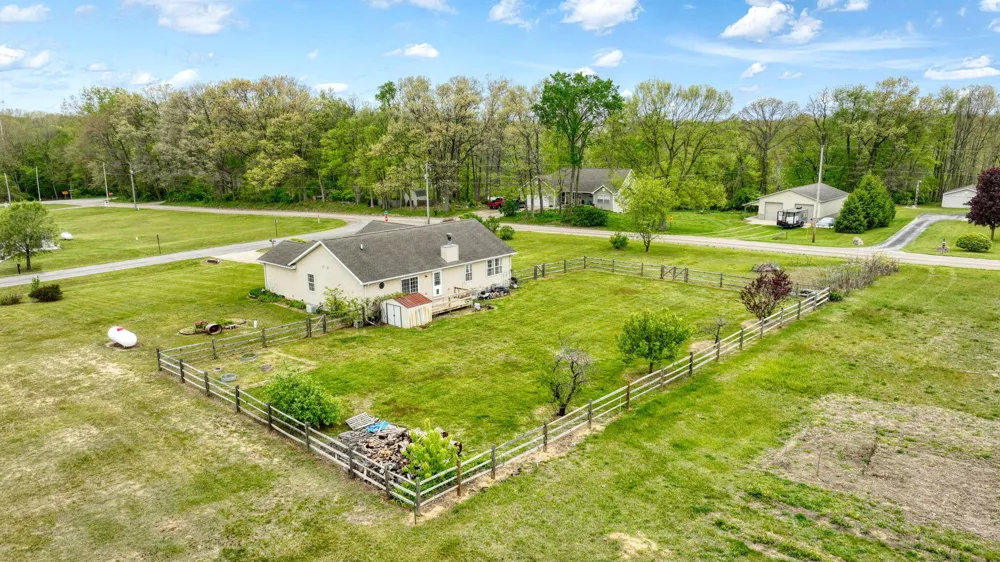 3427 Leeomi Drive Britton, MI 49229