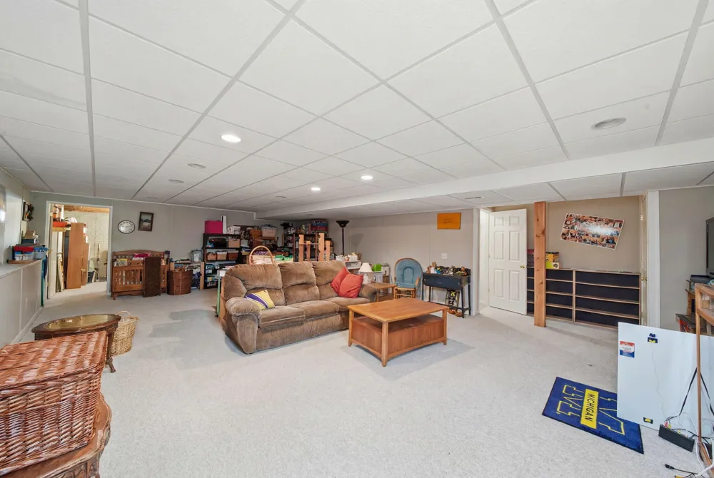 3427 Leeomi Drive Britton, MI 49229