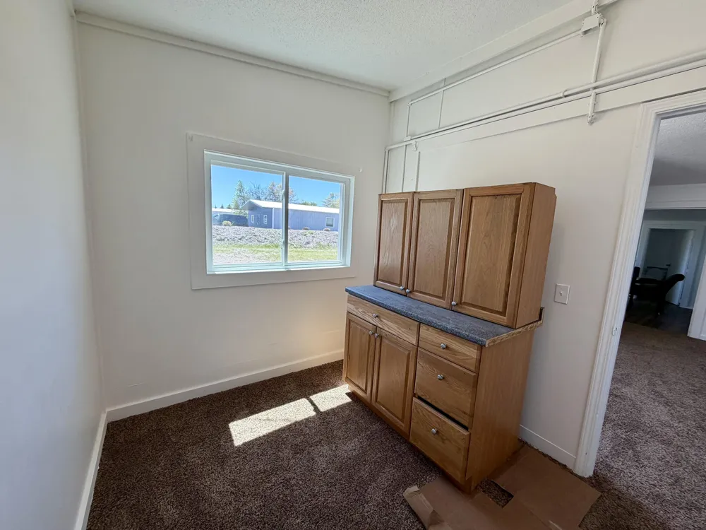 3261 Whitehall Road Muskegon, MI 49445