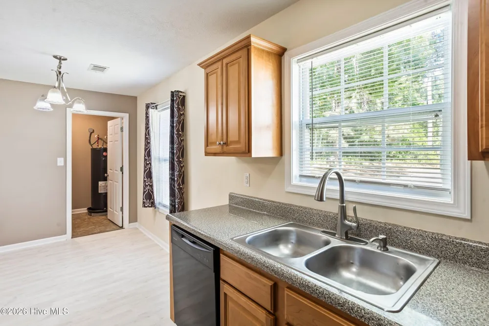 502 Violet Street Thomson, GA 30824