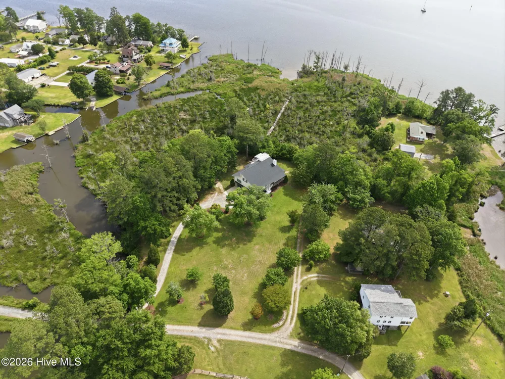 4269 Gilead Shores Rd Road Blounts Creek, NC 27814