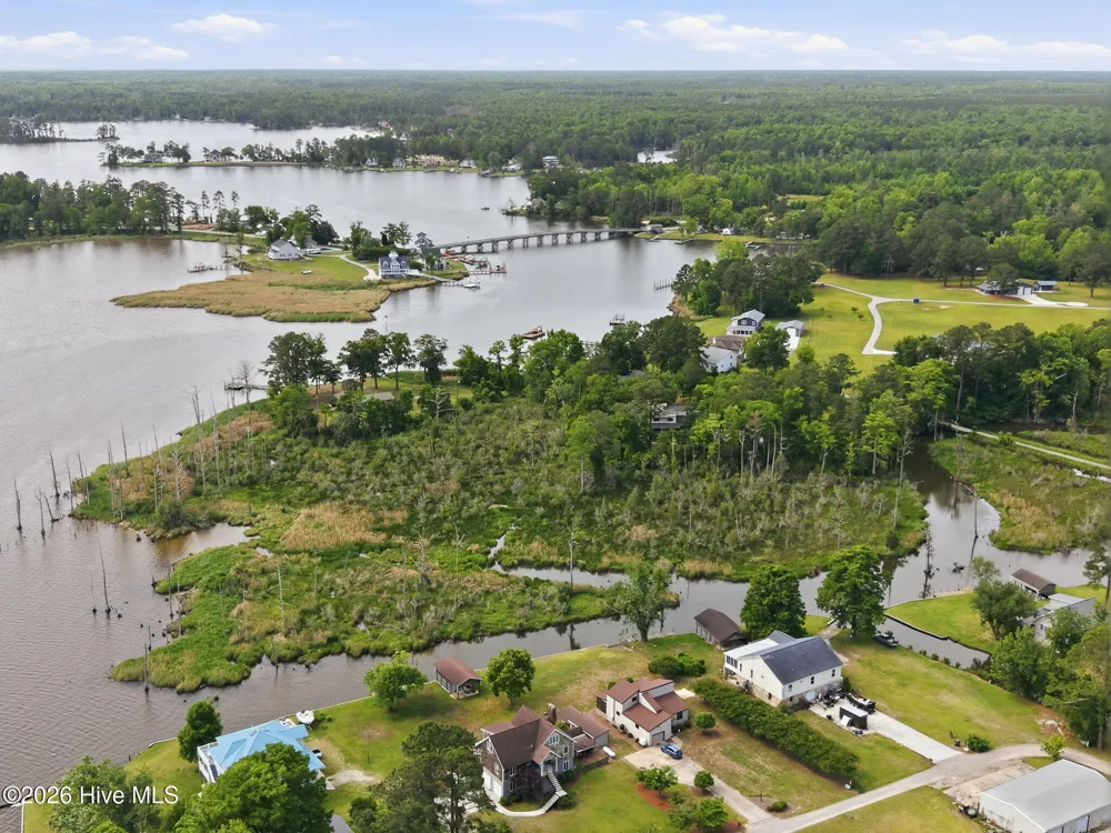 4269 Gilead Shores Rd Road Blounts Creek, NC 27814