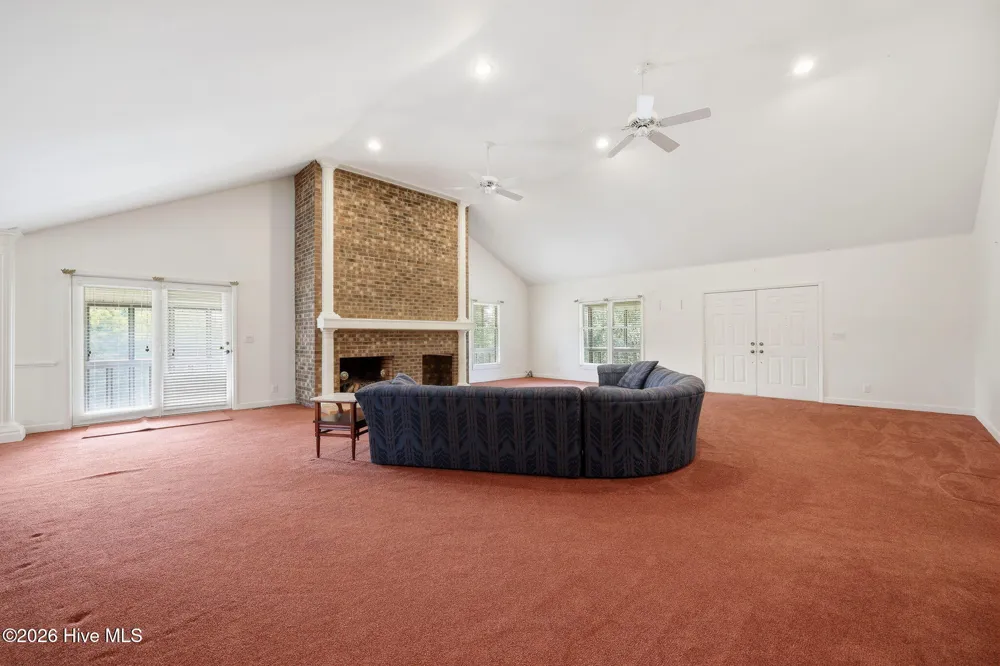 4269 Gilead Shores Rd Road Blounts Creek, NC 27814