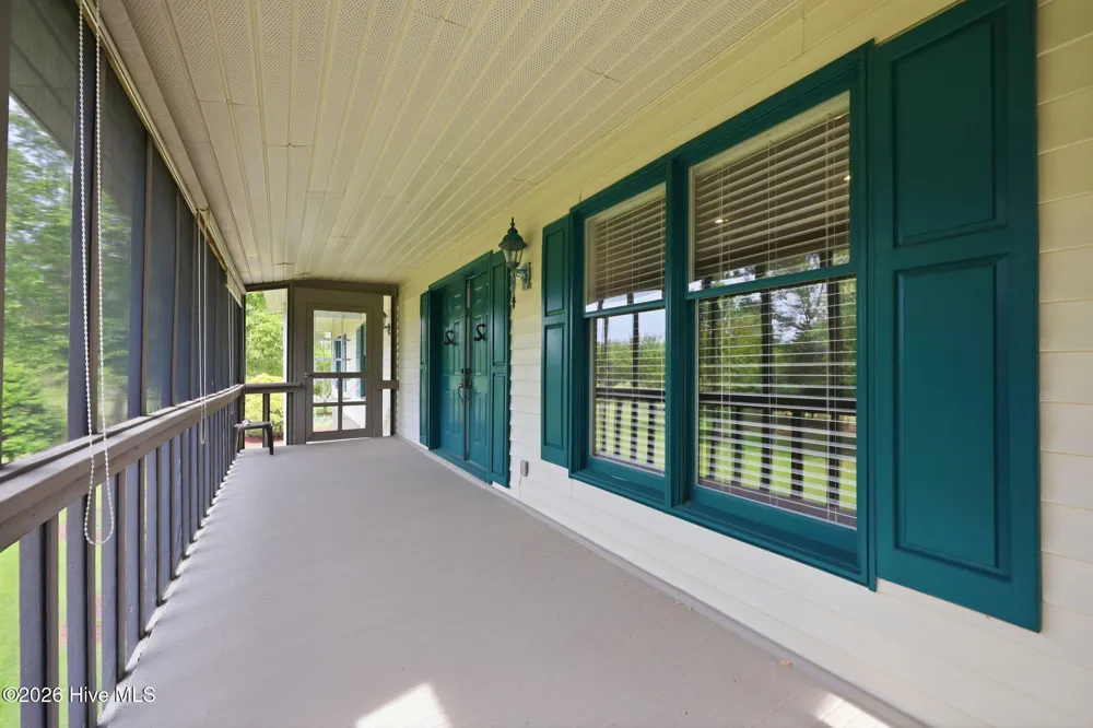 4269 Gilead Shores Rd Road Blounts Creek, NC 27814