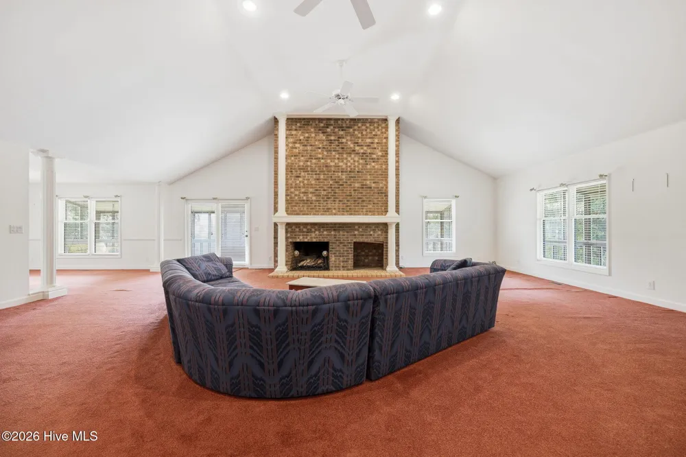 4269 Gilead Shores Rd Road Blounts Creek, NC 27814