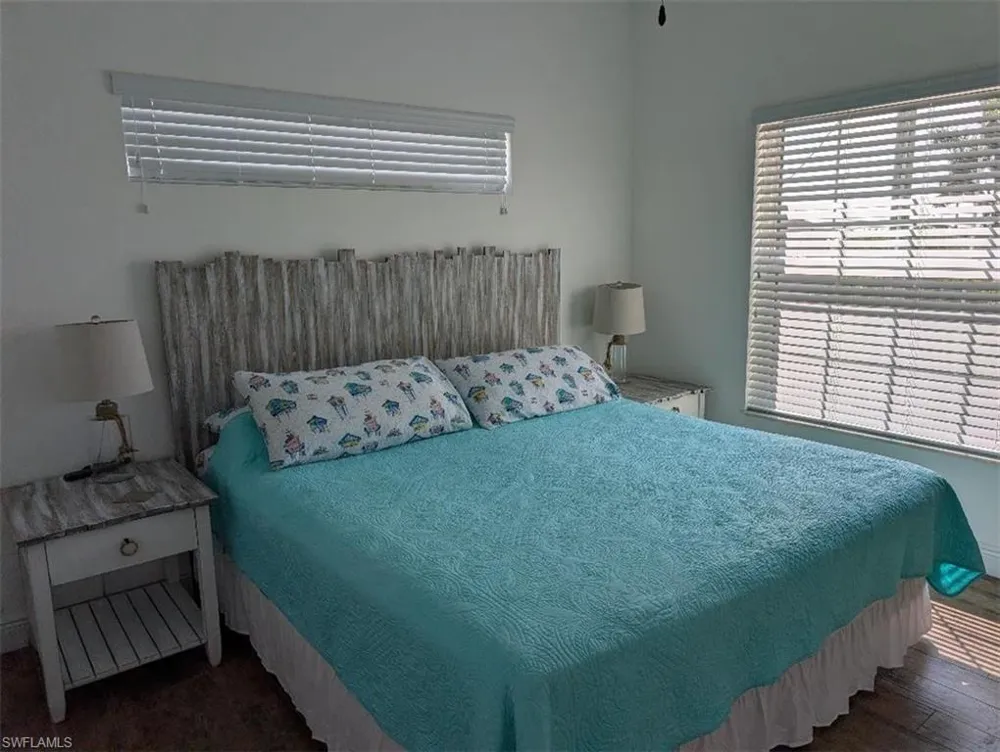 2579 Third Street Matlacha, FL 33993