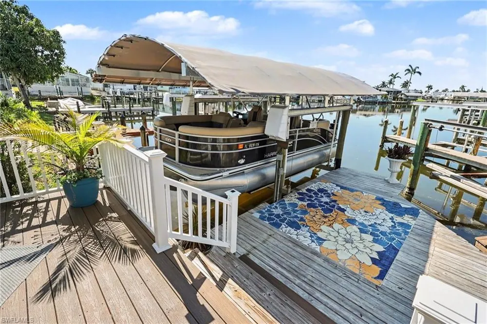 11111 Bayside Lane Fort Myers Beach, FL 33931