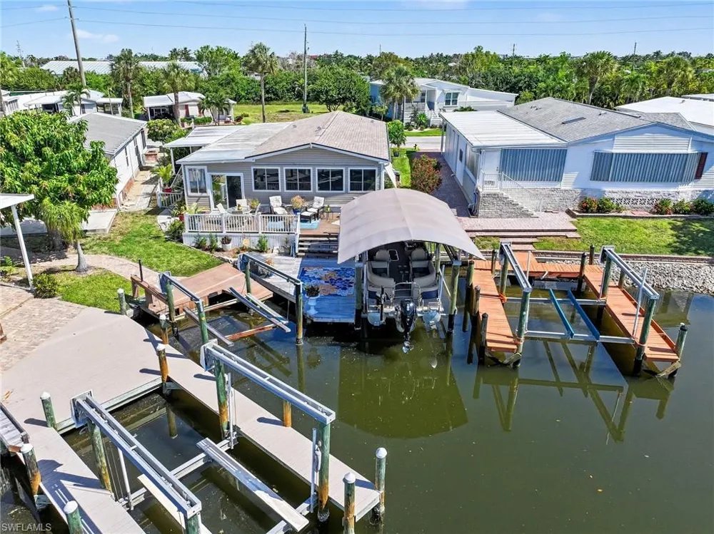 11111 Bayside Lane Fort Myers Beach, FL 33931