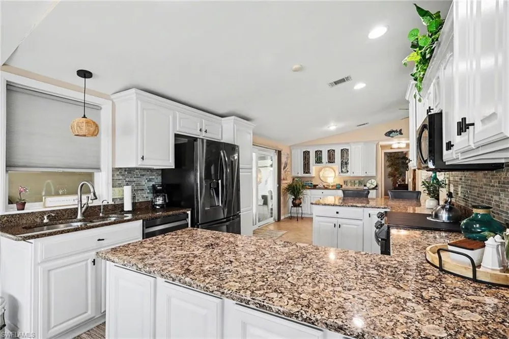 11111 Bayside Lane Fort Myers Beach, FL 33931