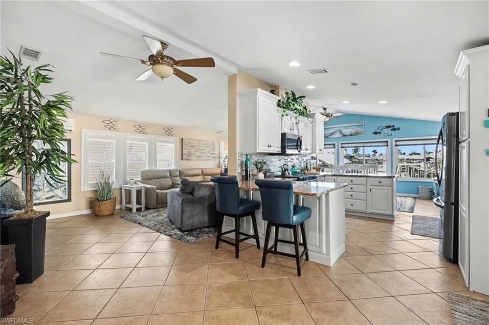 11111 Bayside Lane Fort Myers Beach, FL 33931
