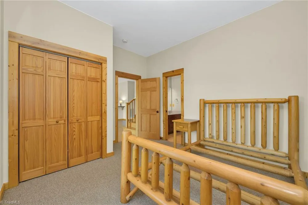 318 Heron Point Drive Wilkesboro, NC 28697