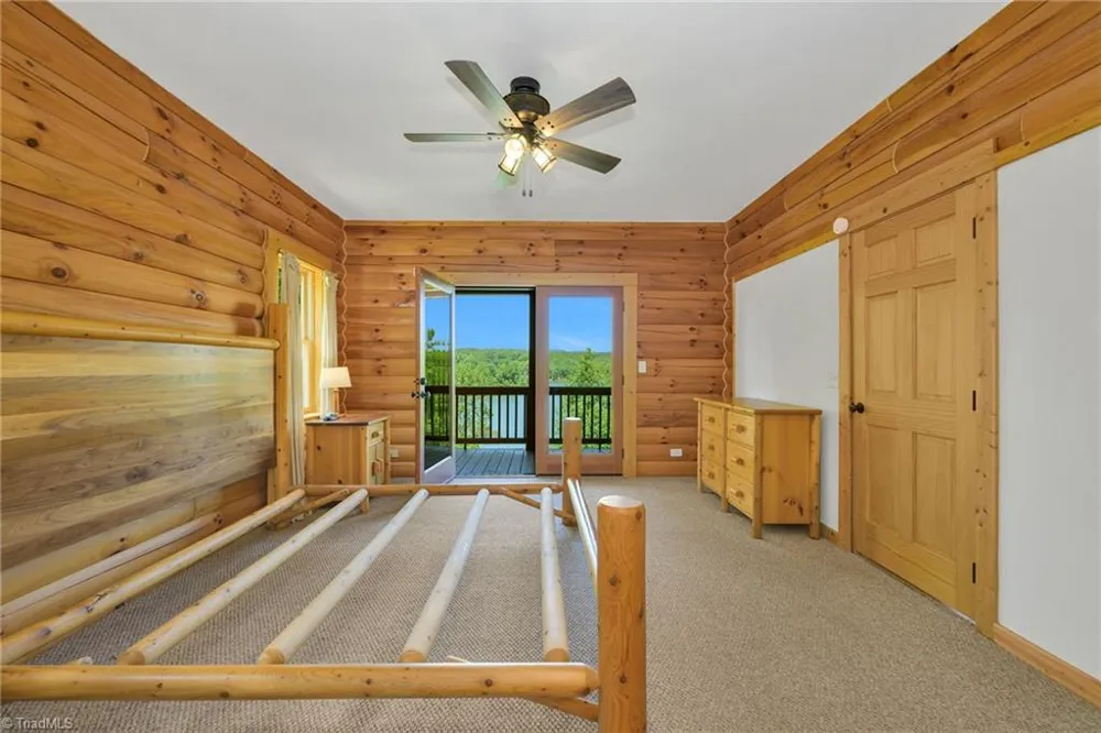 318 Heron Point Drive Wilkesboro, NC 28697