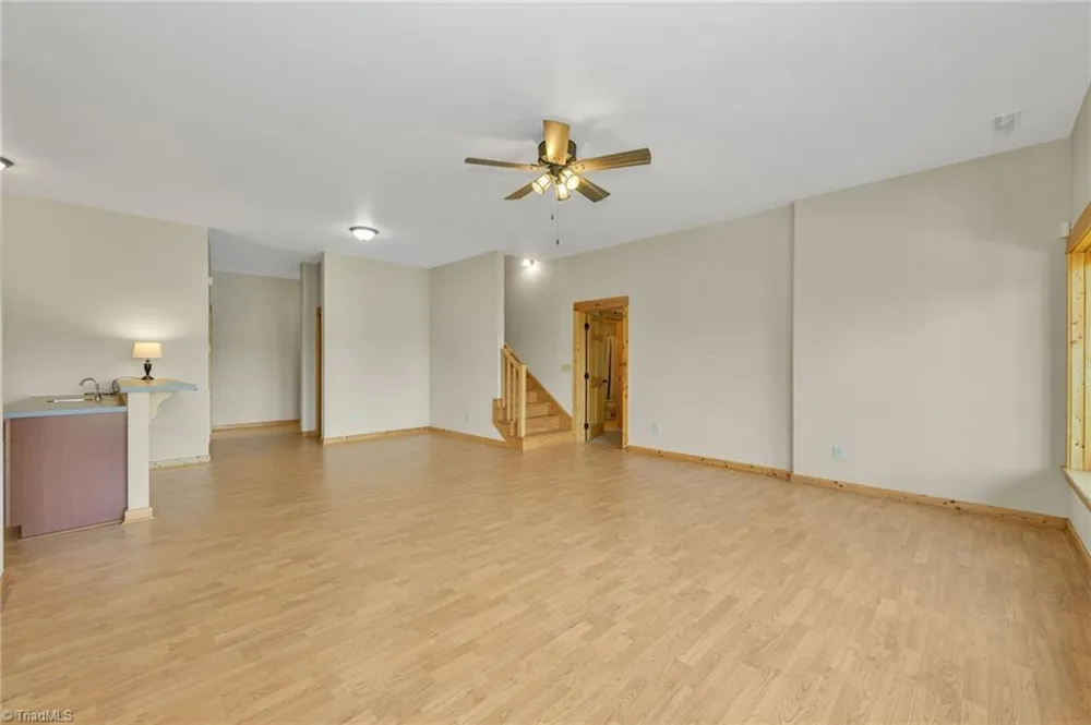 318 Heron Point Drive Wilkesboro, NC 28697