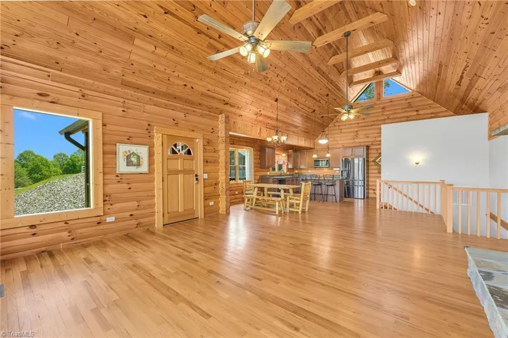 318 Heron Point Drive Wilkesboro, NC 28697