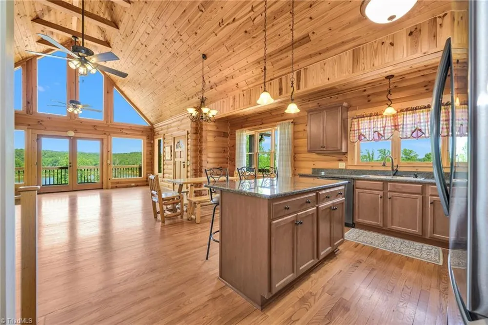 318 Heron Point Drive Wilkesboro, NC 28697