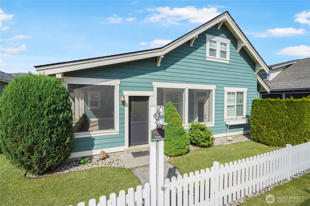 105 Flip Flop Lane Oroville, WA 98844