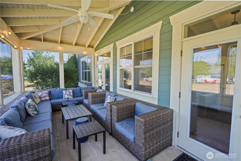 105 Flip Flop Lane Oroville, WA 98844